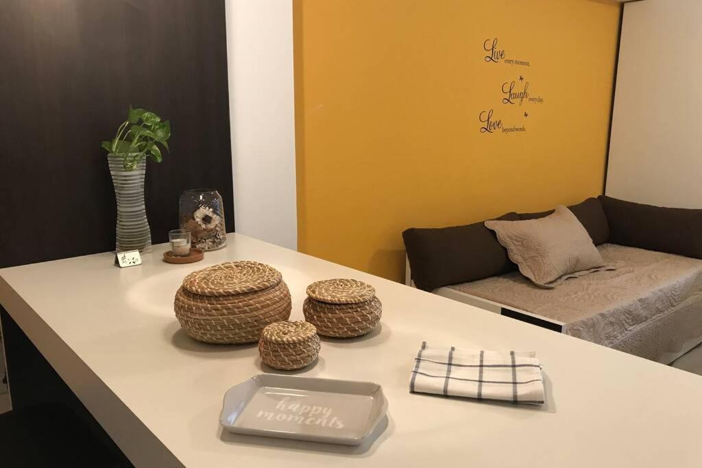 Appartement Cozy, Lots Of Light, Great Location