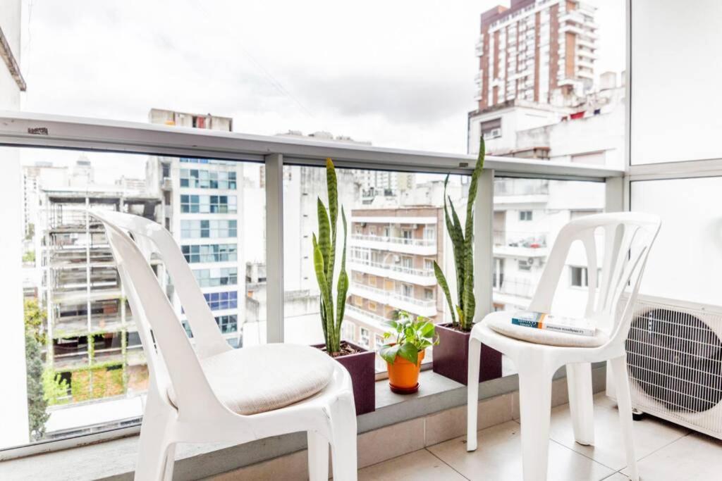 Appartement Cozy, Lots Of Light, Great Location *